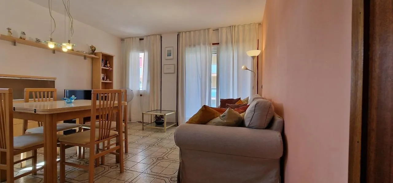 Apartamento Vivalidays Luis Santa Susanna